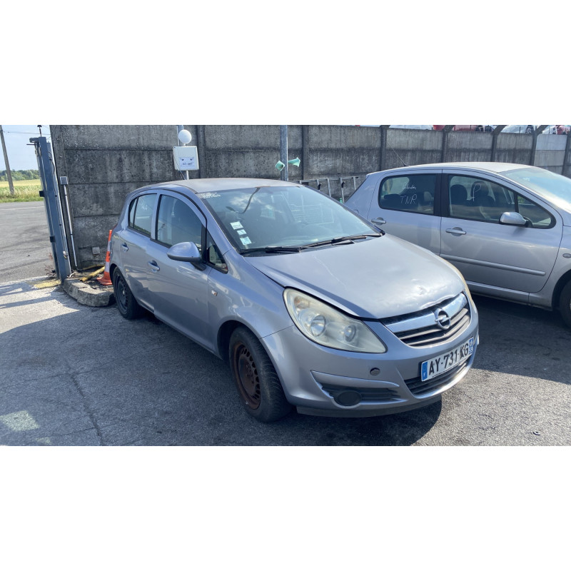 Leve vitre electrique avant gauche OPEL CORSA D Photo n°8