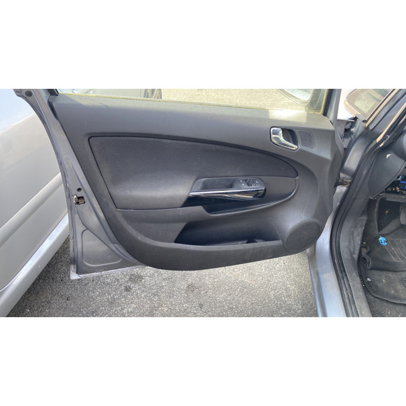 Leve vitre electrique avant gauche OPEL CORSA D Photo n°15