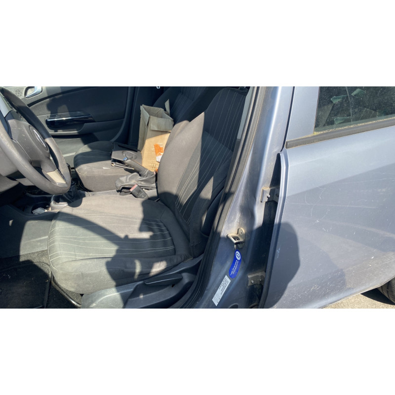 Leve vitre electrique avant gauche OPEL CORSA D Photo n°17