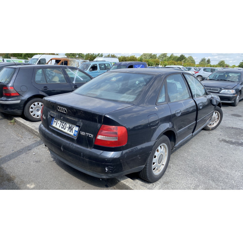 Serrure avant gauche AUDI A4 1 Photo n°8