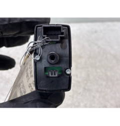 Interrupteur de leve vitre avant droit MERCEDES CLASSE A 169