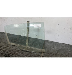 Vitre arriere droit TOYOTA YARIS 3