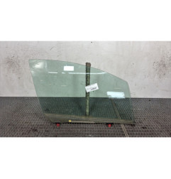 Vitre avant droit TOYOTA YARIS 3 Photo n°1