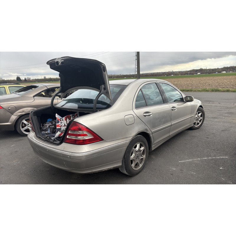 Bouton de warning MERCEDES CLASSE C 203 Photo n°7