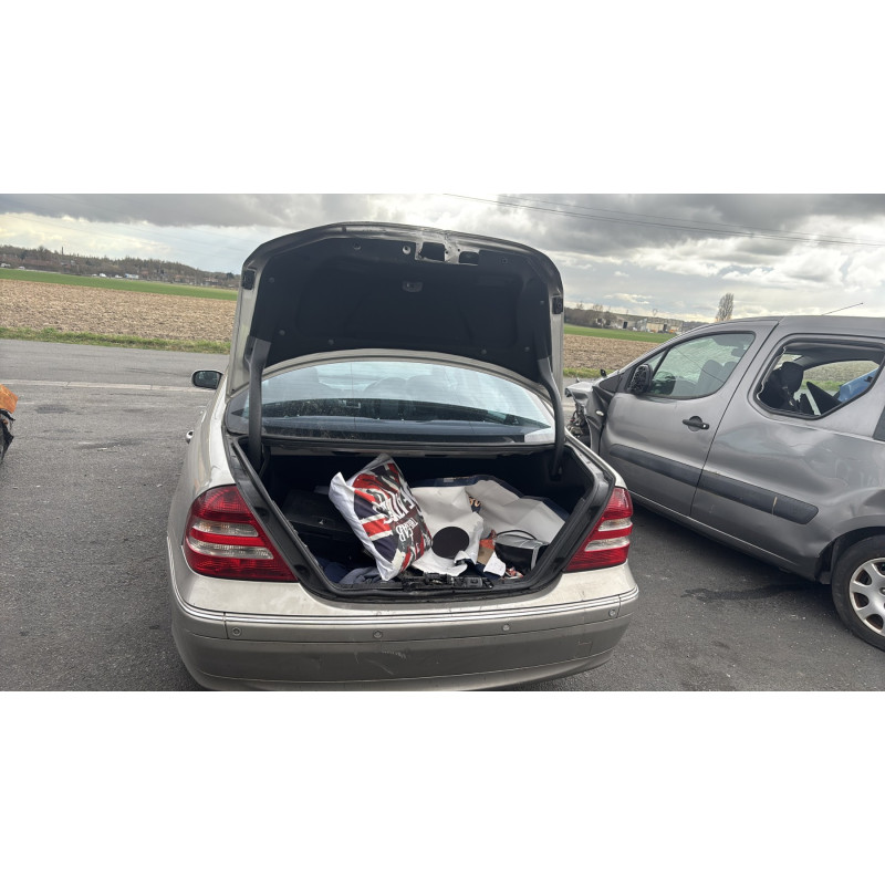 Bouton de warning MERCEDES CLASSE C 203 Photo n°9