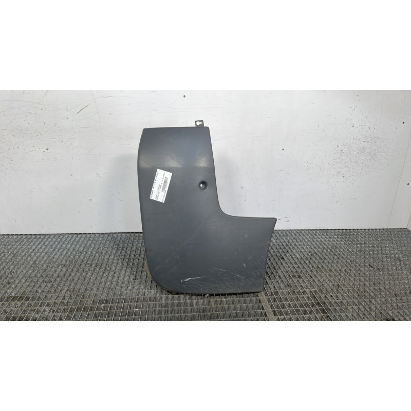 Crosse arriere droit NISSAN PRIMASTAR 1 Photo n°1