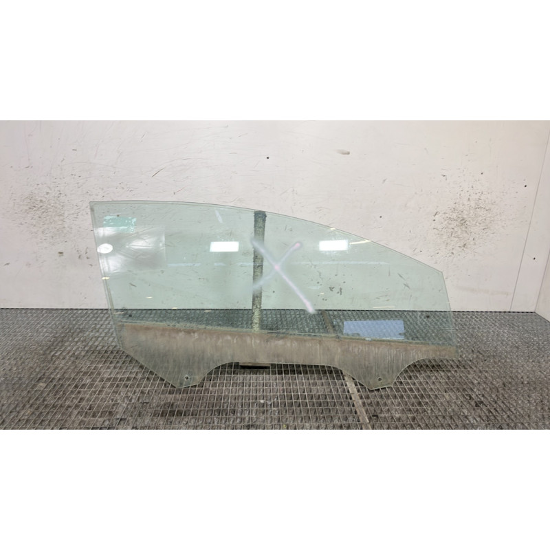 Vitre avant droit FORD FIESTA 6 Photo n°1