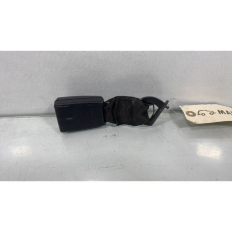 Attache ceinture arriere droit RENAULT TWINGO 2