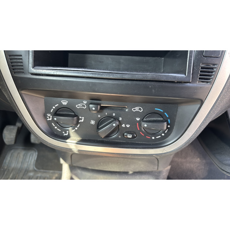 Malle/Hayon arriere CITROEN C3 PLURIEL Photo n°20