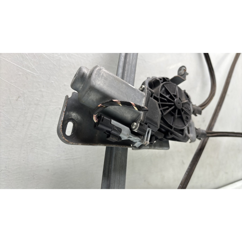 Leve vitre electrique avant droit CITROEN C3 PLURIEL Photo n°7