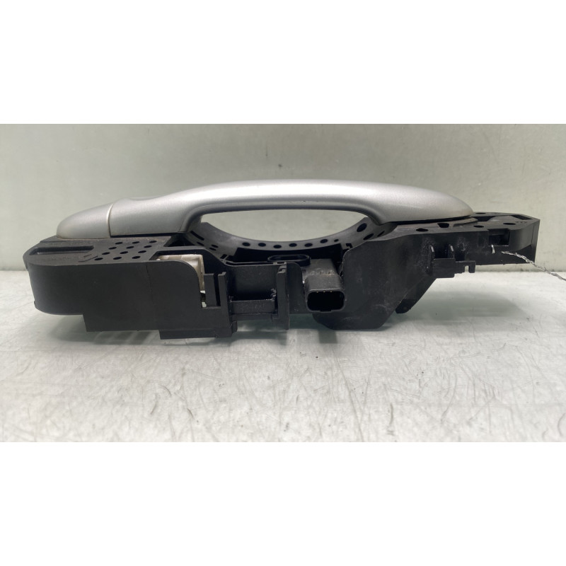Poignee porte arriere droit RENAULT SCENIC 3 Photo n°4
