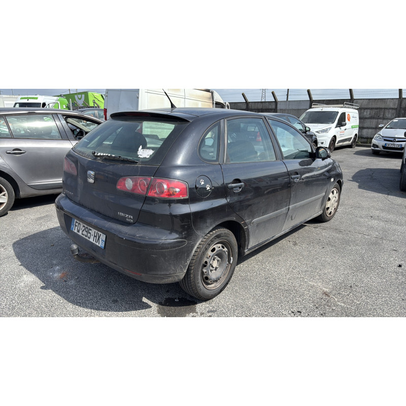Vitre avant gauche SEAT IBIZA 3 Photo n°7