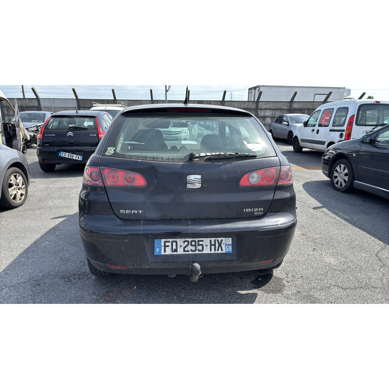 Vitre avant gauche SEAT IBIZA 3 Photo n°9