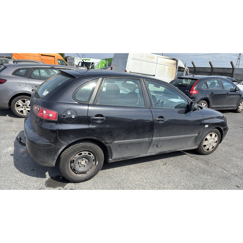 Vitre avant gauche SEAT IBIZA 3 Photo n°10