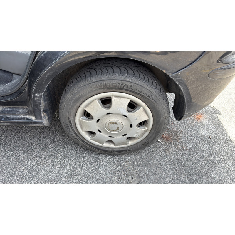 Vitre avant gauche SEAT IBIZA 3 Photo n°18