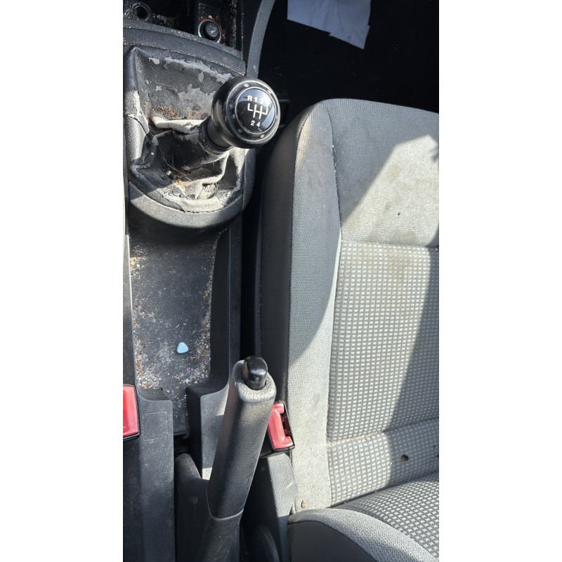 Vitre avant gauche SEAT IBIZA 3 Photo n°20