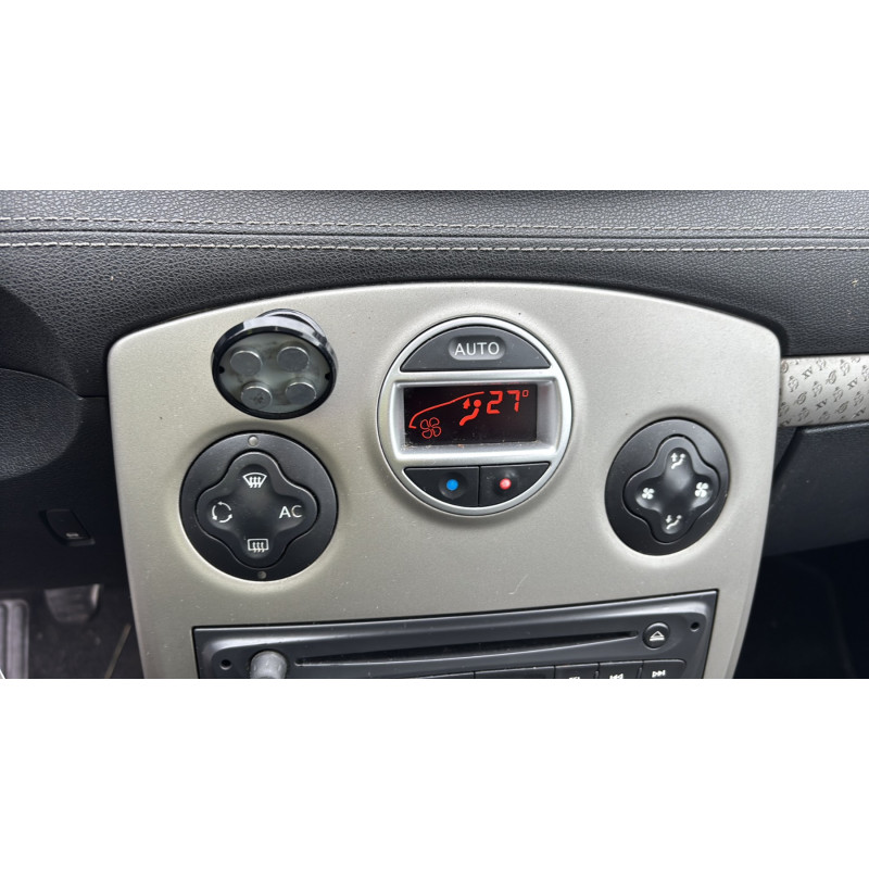 Moteur essuie glace arriere RENAULT CLIO 3 Photo n°19