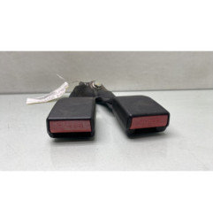 Attache ceinture arriere droit DACIA DUSTER 1