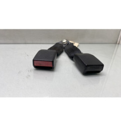 Attache ceinture arriere gauche DACIA DUSTER 1