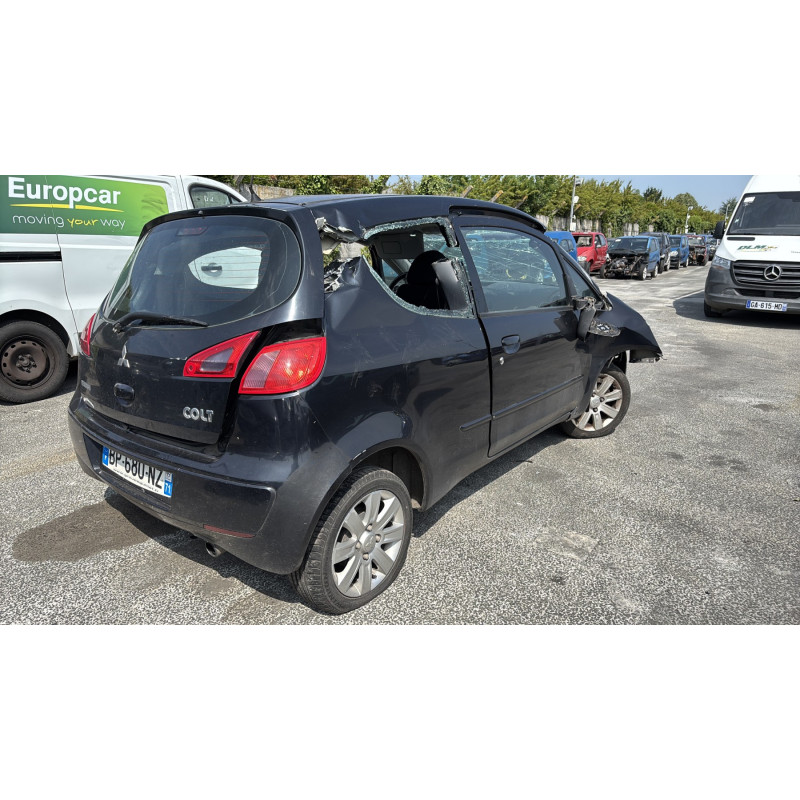 Feu arriere secondaire gauche (feux) MITSUBISHI COLT 6 Photo n°6