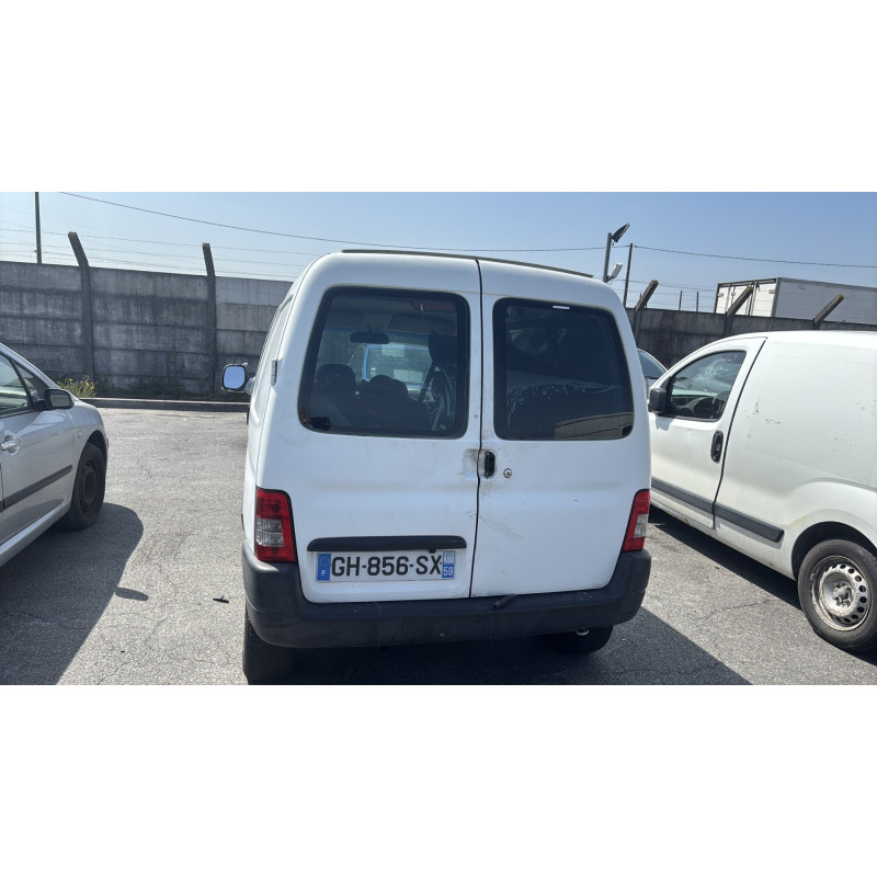 Pare choc arriere CITROEN BERLINGO 1 Photo n°11
