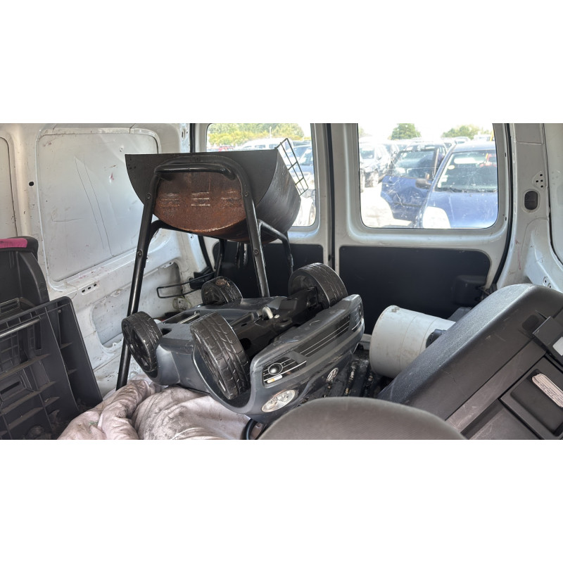 Pare choc arriere CITROEN BERLINGO 1 Photo n°18