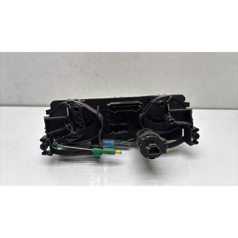Commande chauffage MITSUBISHI COLT 6 Photo n°2