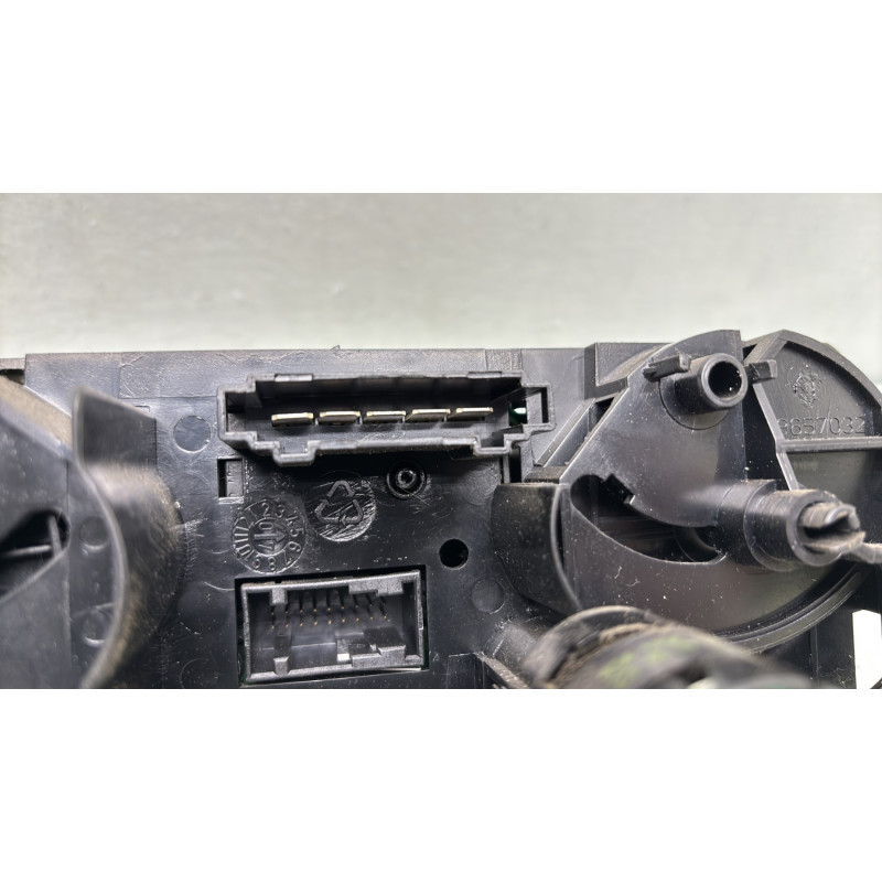Commande chauffage MITSUBISHI COLT 6 Photo n°3