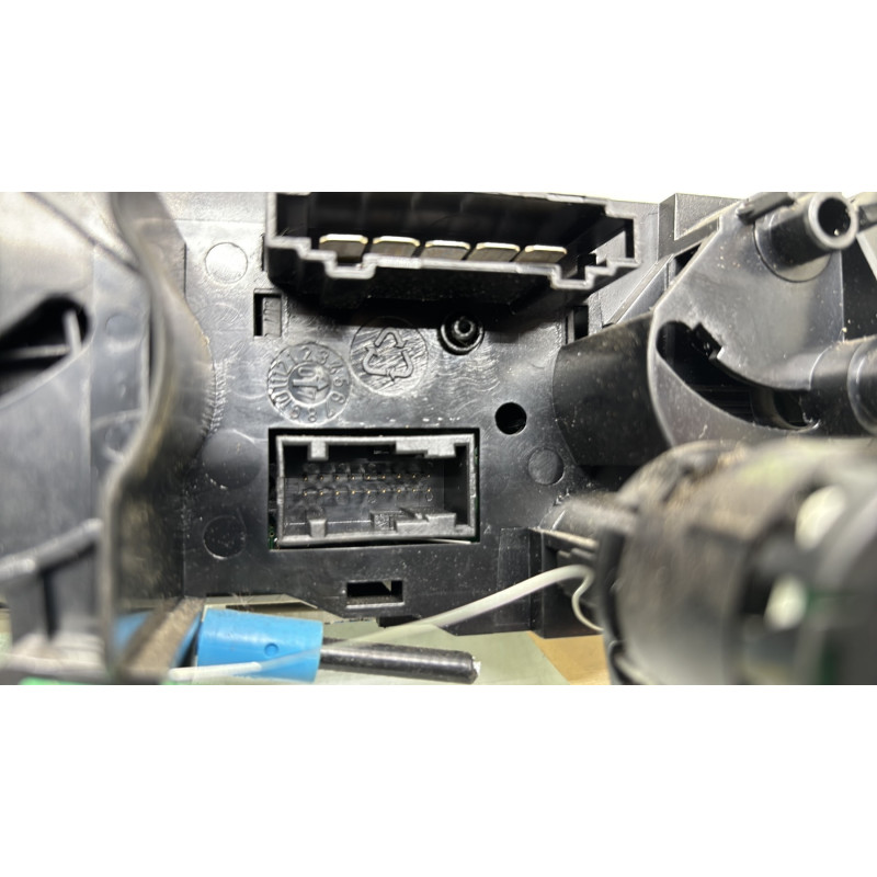 Commande chauffage MITSUBISHI COLT 6 Photo n°4