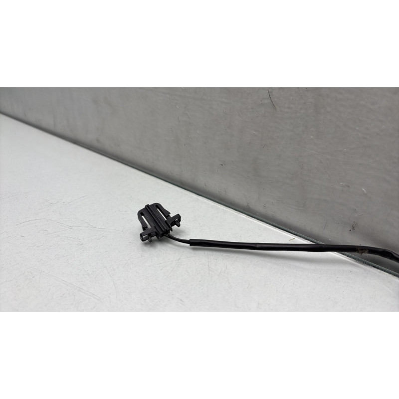 Attache ceinture avant gauche AUDI A4 3 Photo n°3