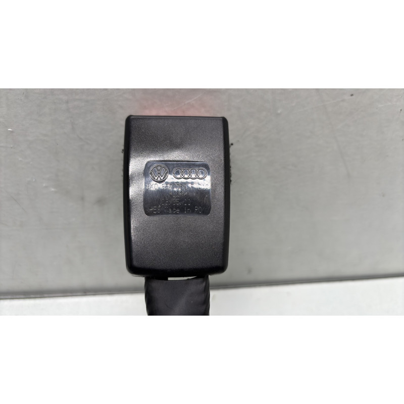 Attache ceinture avant gauche AUDI A4 3 Photo n°4
