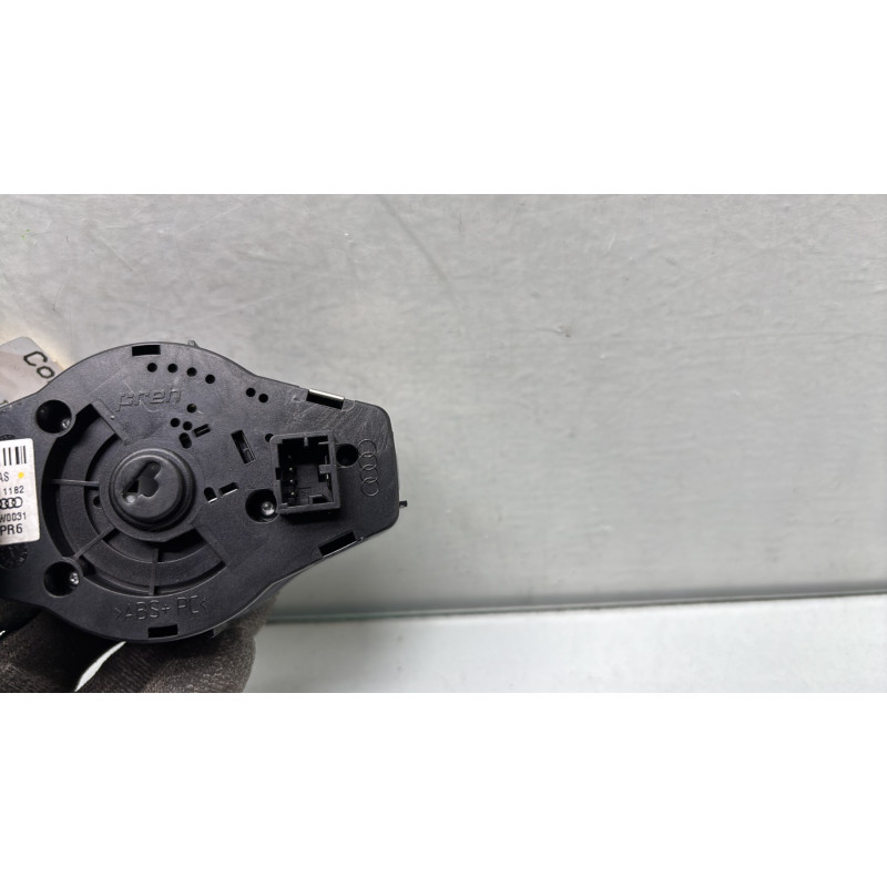 Commande de phare AUDI A4 3 Photo n°4