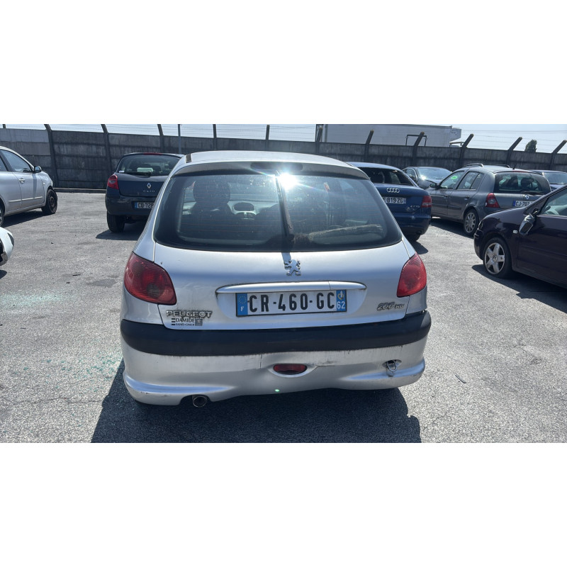 Pare choc avant PEUGEOT 206 Photo n°11