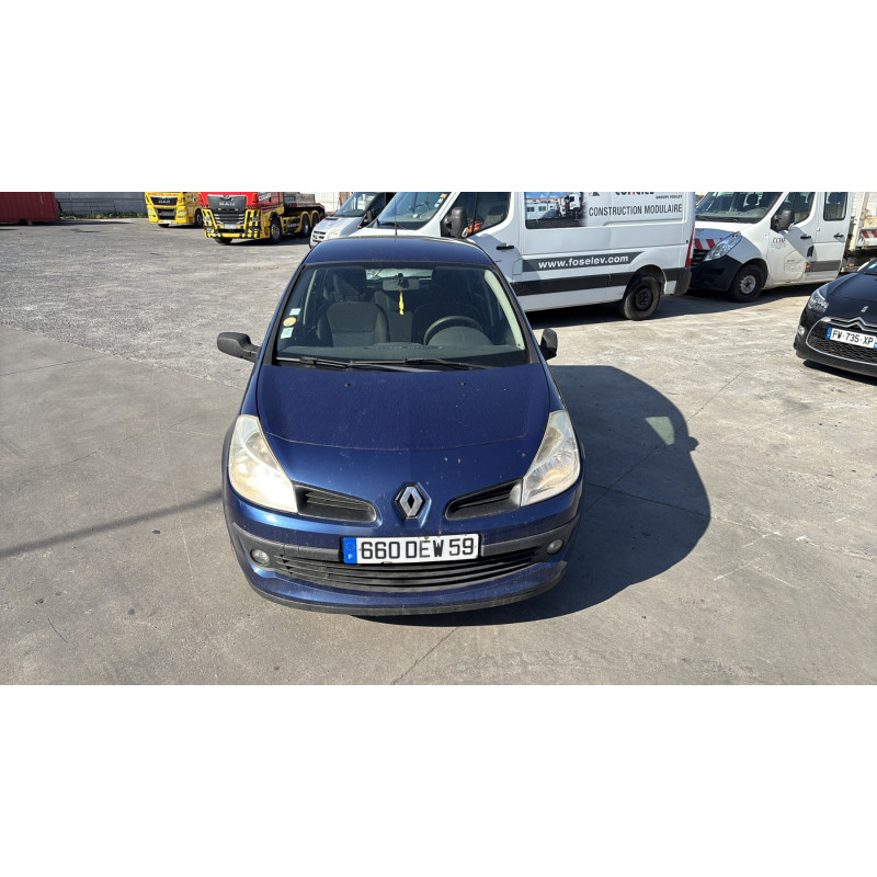 Vitre arriere gauche RENAULT CLIO 3 Photo n°5