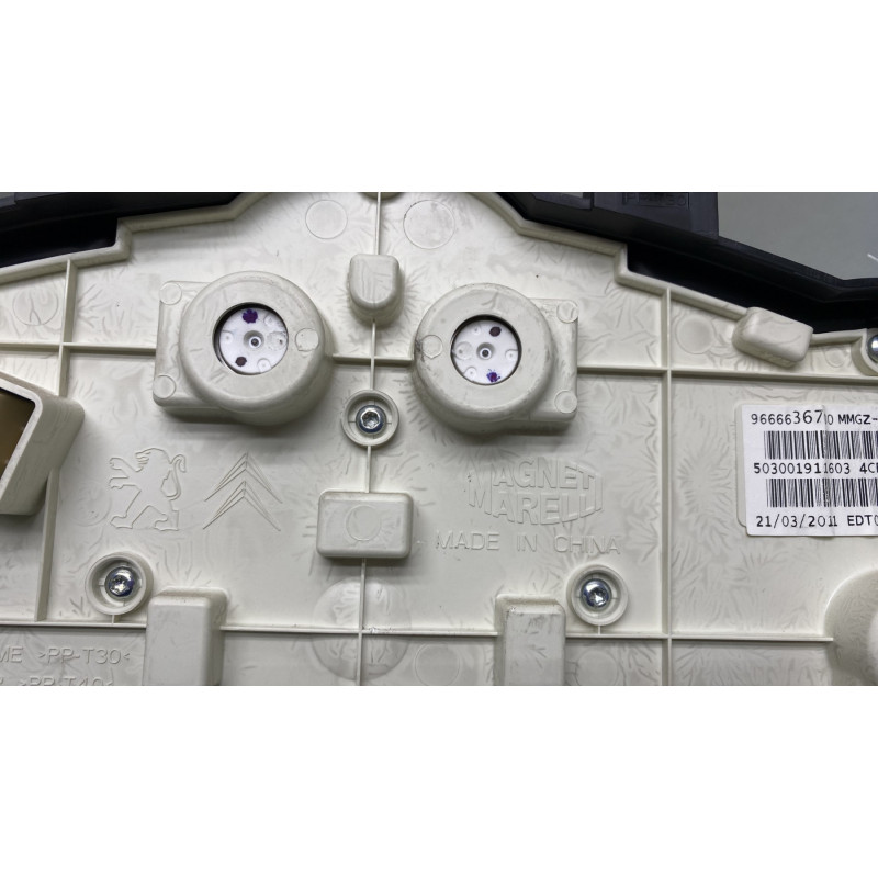 Compteur PEUGEOT 206+ Photo n°5