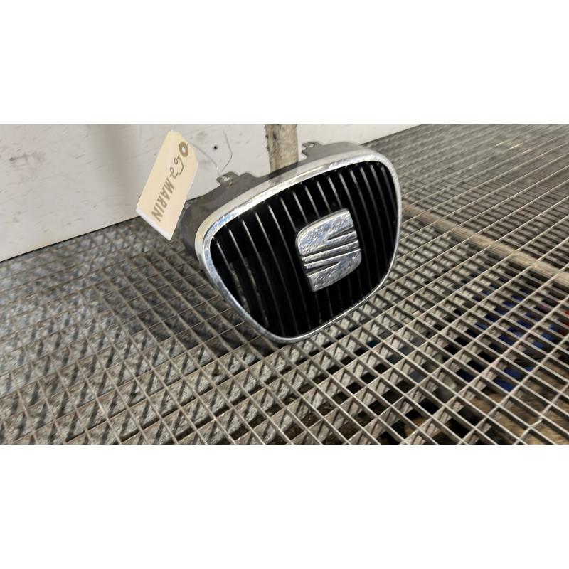 Calandre SEAT IBIZA 3 Photo n°2