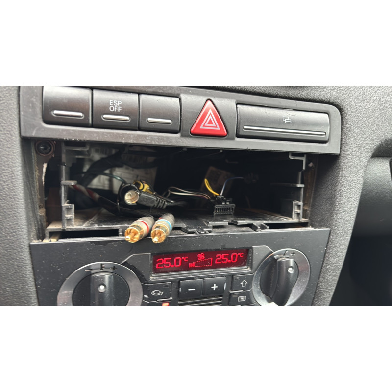 Anti brouillard droit (feux) AUDI A3 2 Photo n°18