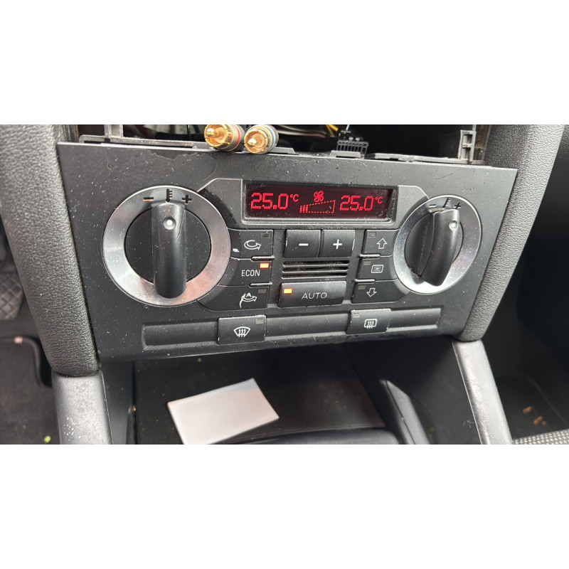 Poignee interieur avant droit AUDI A3 2 Photo n°17