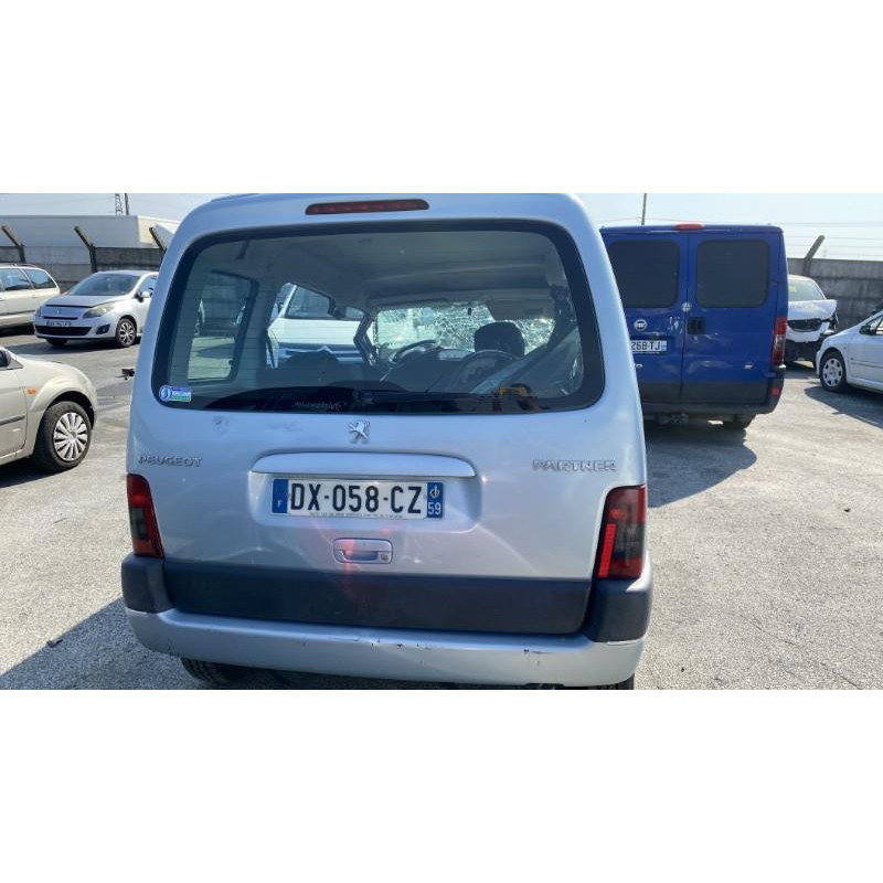 Poignee hayon PEUGEOT PARTNER 1 Photo n°4