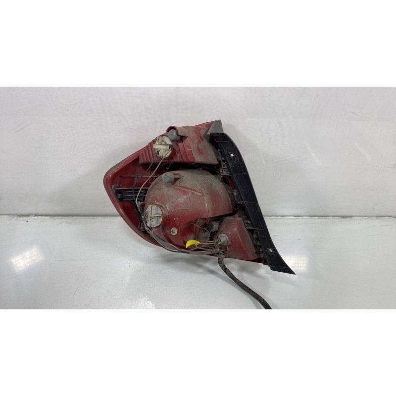 Feu arriere principal droit (feux) HYUNDAI ACCENT 2 Photo n°2