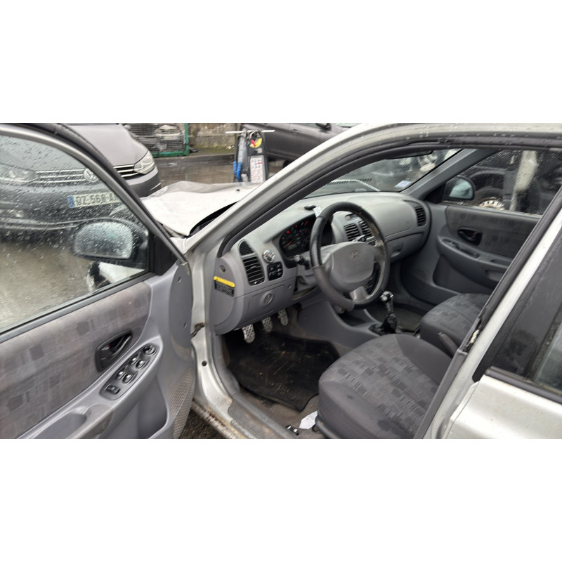 Feu arriere principal droit (feux) HYUNDAI ACCENT 2 Photo n°12