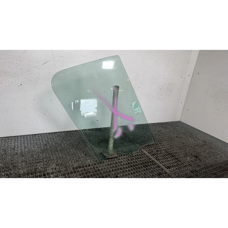Vitre avant droit RENAULT MASTER 3 Photo n°3