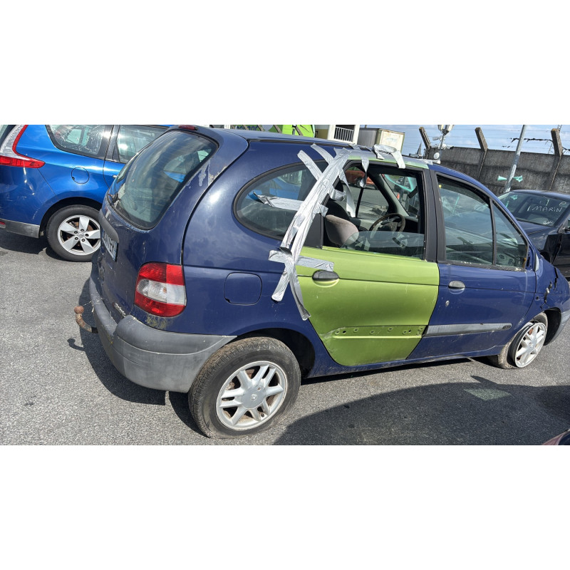 Vitre avant droit RENAULT SCENIC 1 Photo n°11