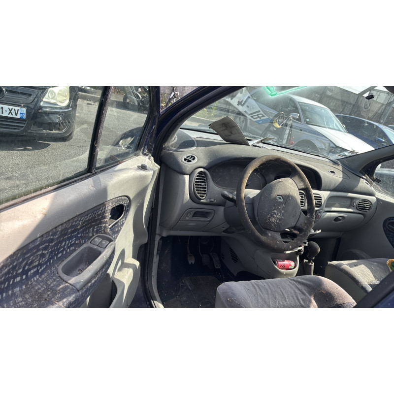 Vitre avant droit RENAULT SCENIC 1 Photo n°16
