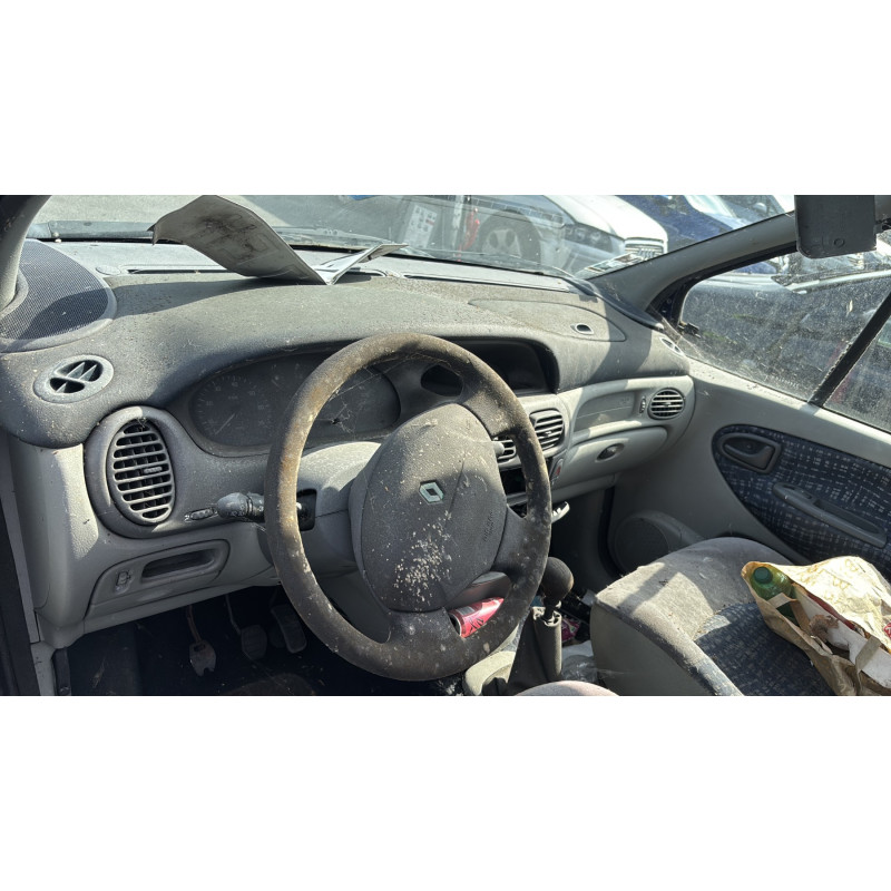 Vitre avant droit RENAULT SCENIC 1 Photo n°17