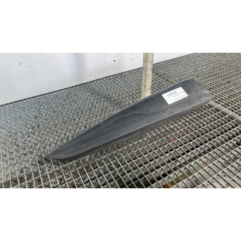 Baguette de porte arriere droite RENAULT CLIO 4 Photo n°2