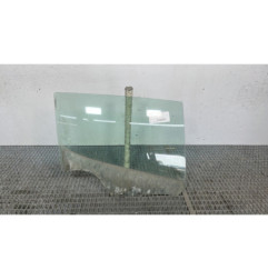 Vitre arriere droit RENAULT CLIO 4 Photo n°1