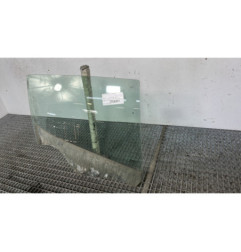 Vitre arriere droit RENAULT CLIO 4