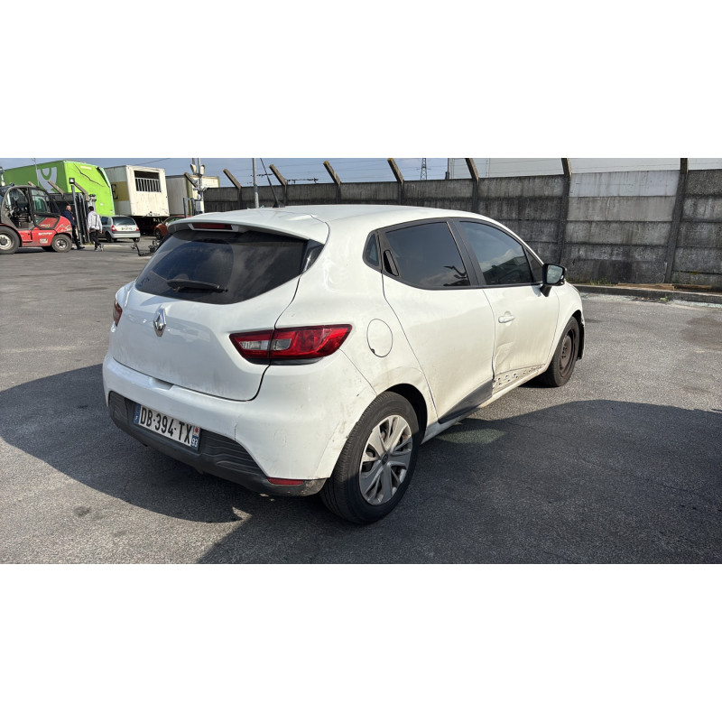 Vitre arriere droit RENAULT CLIO 4 Photo n°7