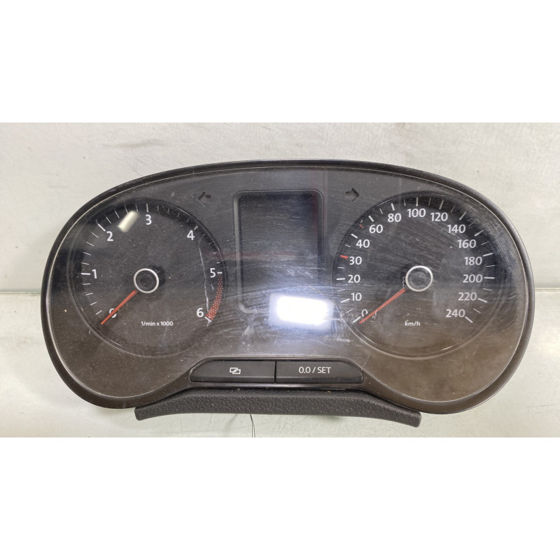 Compteur VOLKSWAGEN POLO 5 Photo n°1